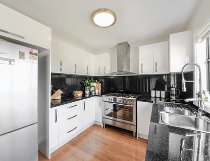 2/57 Rokewood Crescent, Meadow Heights, North Melbourne, 3房, 2浴, Townhouse