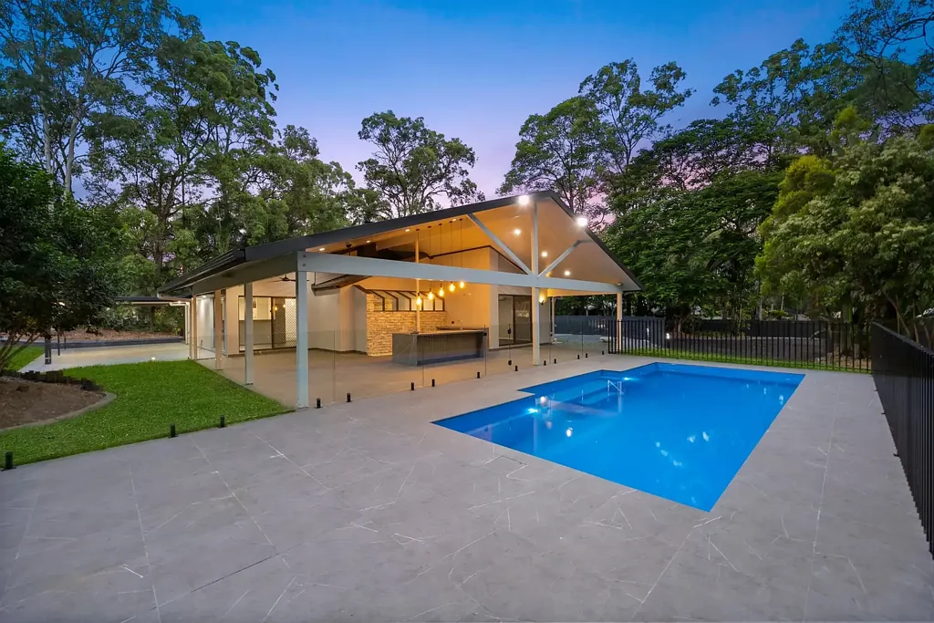Forestdale The Ultimate Family Entertainer on Acreage – Space, Lifestyle & Endless Possibilities
