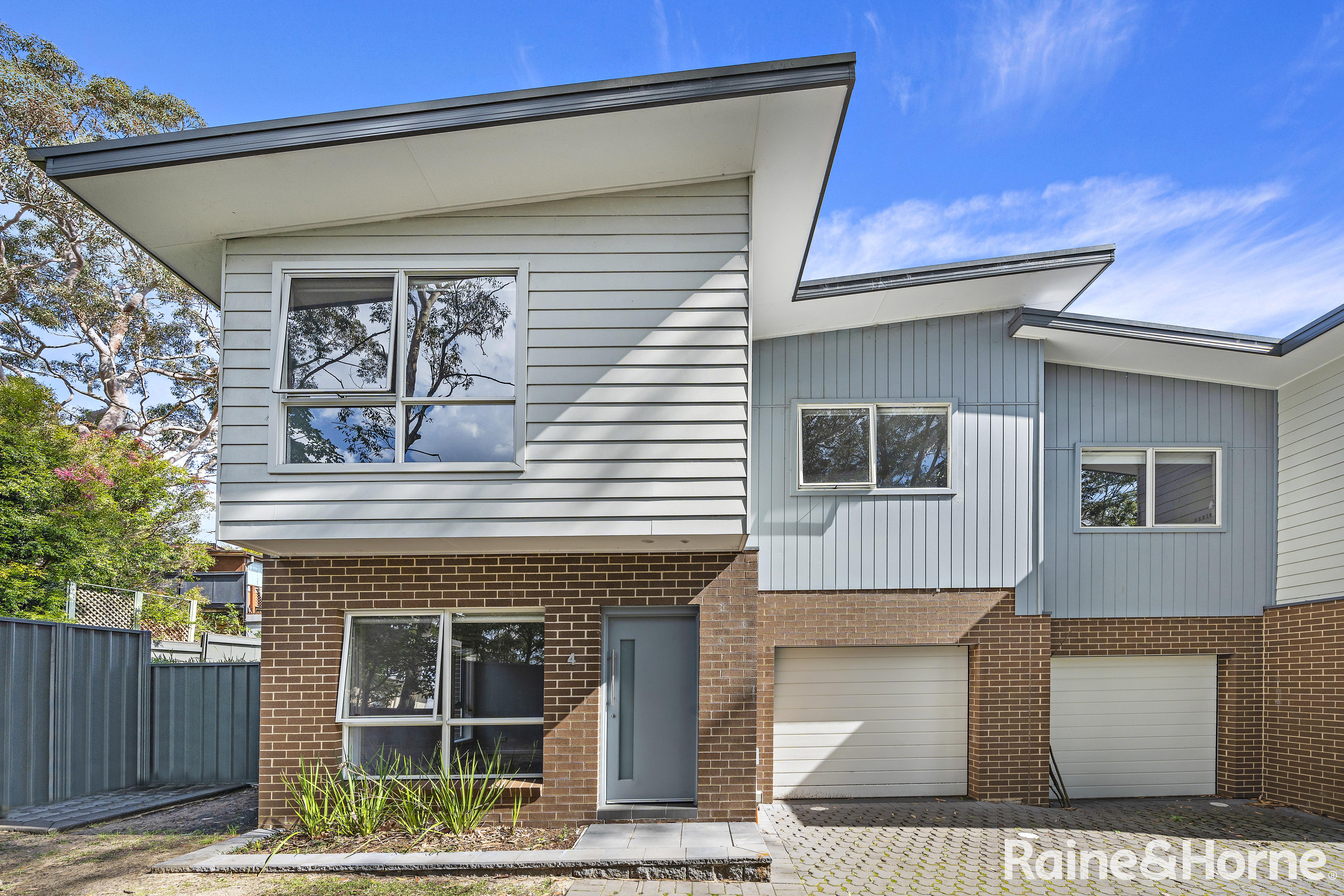 UNIT 4 30 ROBERTSON ST, HELENSBURGH NSW 2508, 0部屋, 0バスルーム, Townhouse