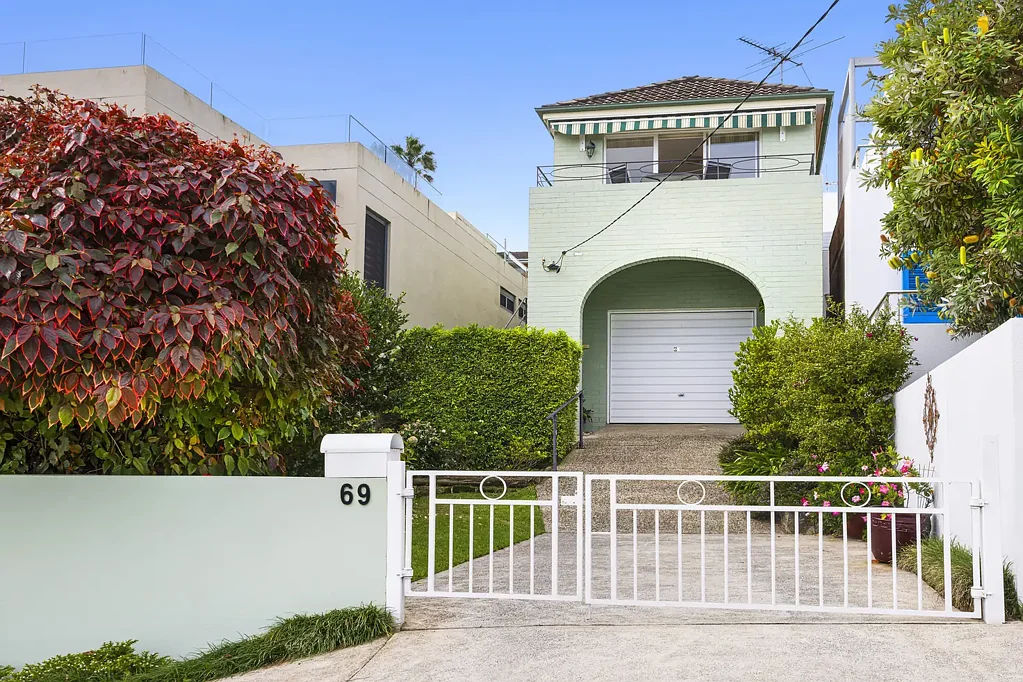 Manly 3Moenga First Time For Sale in 106 Years