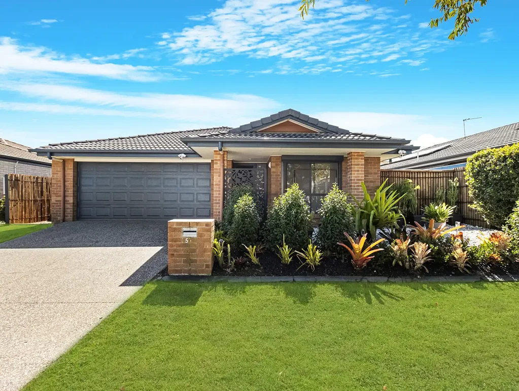 5 Forrest Court, Urraween, QLD 4655