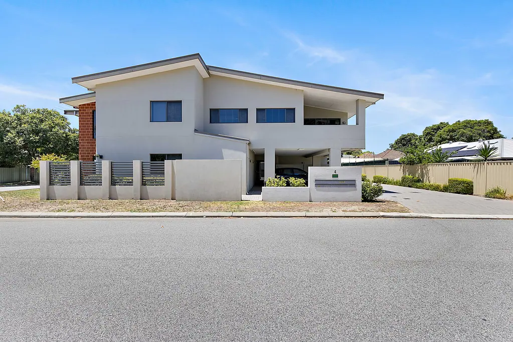 2/4 Crown Street, Rivervale, WA 6103