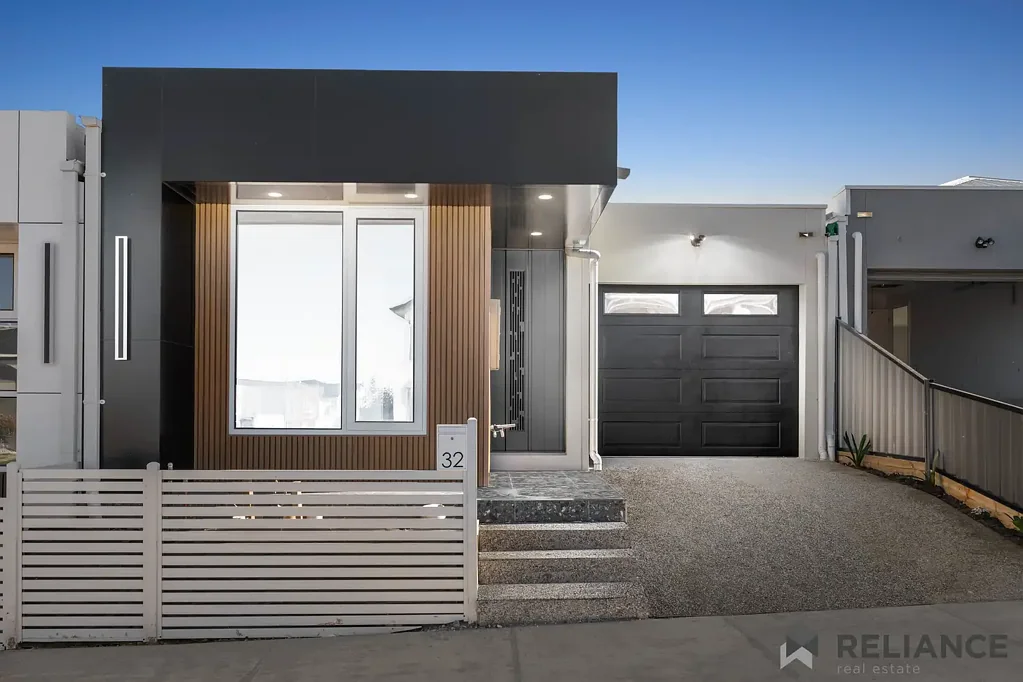 Craigieburn 4ਬੈੱਡਰੂਮ Modern, Fully Upgraded & Move-In Ready!