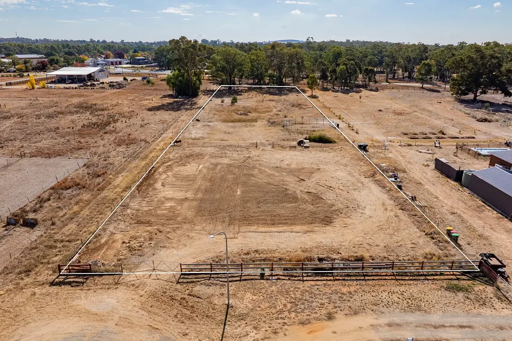 The Rock Large 2-Acre Block in The Rock – Build Your Dream Home!