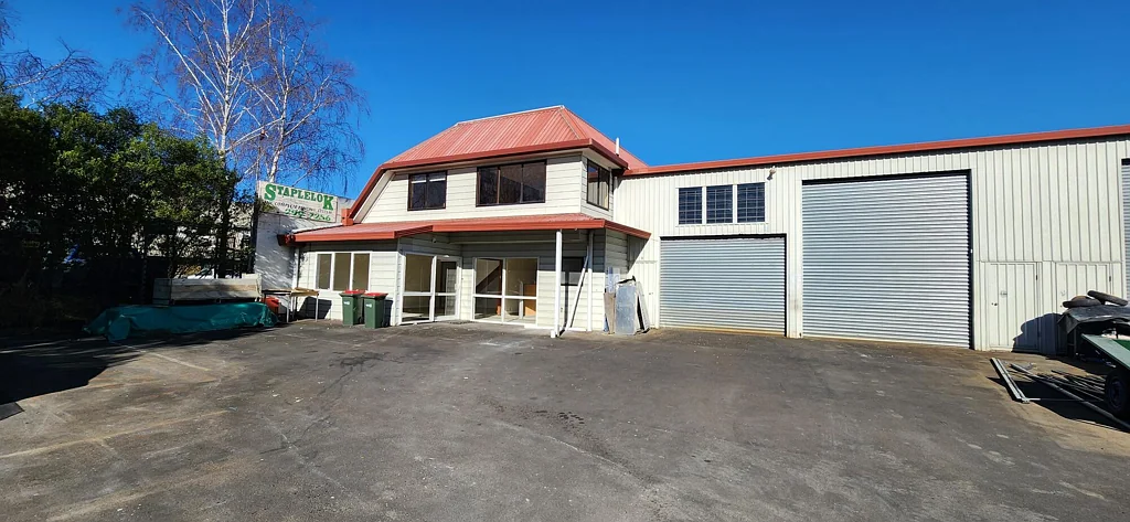 Papakura Industrial Workshop/Warehouse For Lease