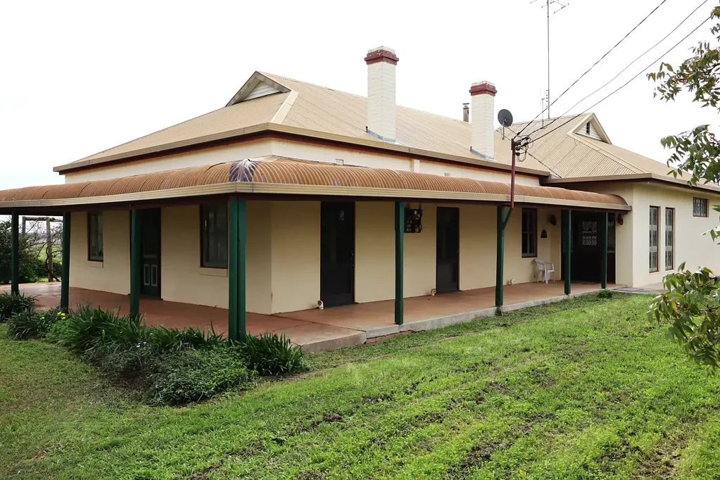 Parkes IDYLLIC RURAL LIFESTYLE SETTING