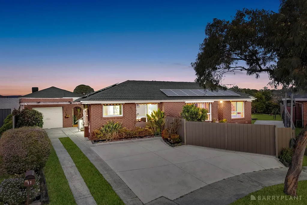 Keysborough 3બેડરૂમ QUIET COURT LIFESTYLE ON 696M2 (APPROX)