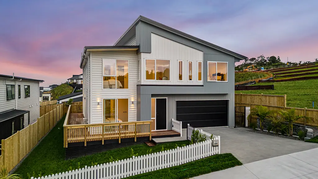 Millwater 5房  Elevated Living with Sea Views & Three Ensuites