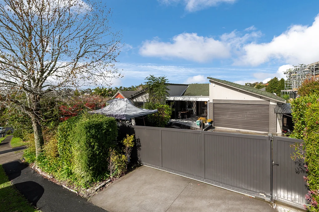 Browns Bay 4chambre Ticks All the Boxes - Rangi School Zone