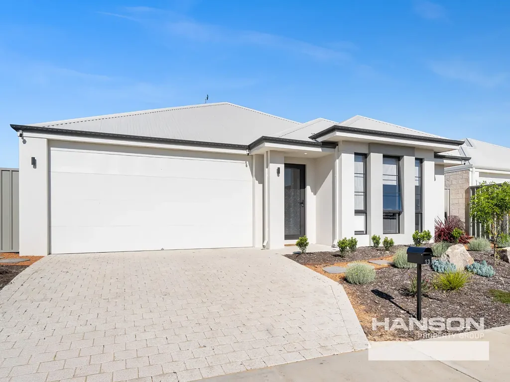 Vasse 4 Slaapkamer Immaculate Near-New Home in Vasse