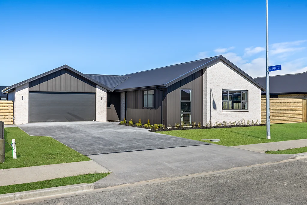 Amberley 3Moenga Brand New: Immaculate, Sunny, and Practical