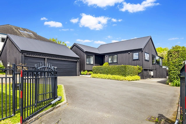 7 Markham Place, Bucklands Beach, Manukau City