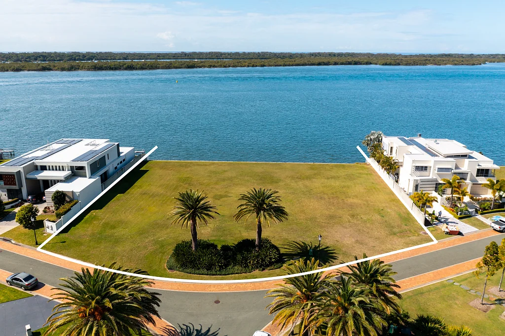 Paradise Point The last remaining Mega mansion block on Sovereign Islands. East facing, the ultimate privacy with spectacular views. A secured Island estate