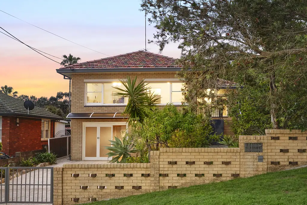 1 Pollard Place, Kirrawee, NSW 2232