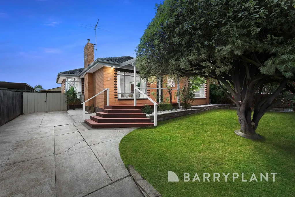 11 Glinden Avenue, Ardeer, VIC 3022