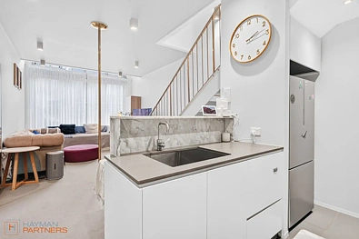 7/5 Burbury Close, Barton, ACT 2600, 1 rūma, 1 rūma horoi, Apartment