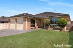 21 Golden Ash Close, Worrigee