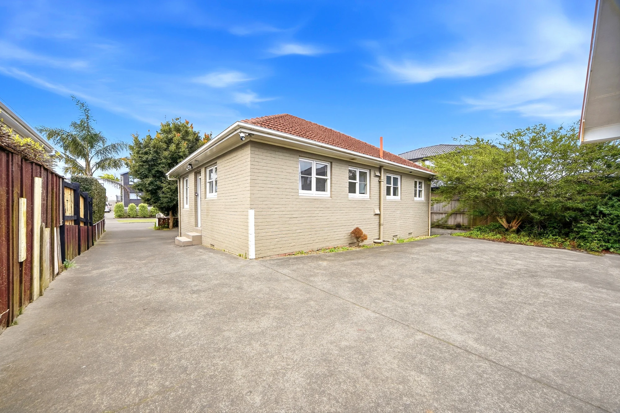 8 Renton Road, Mount Albert, photo 14