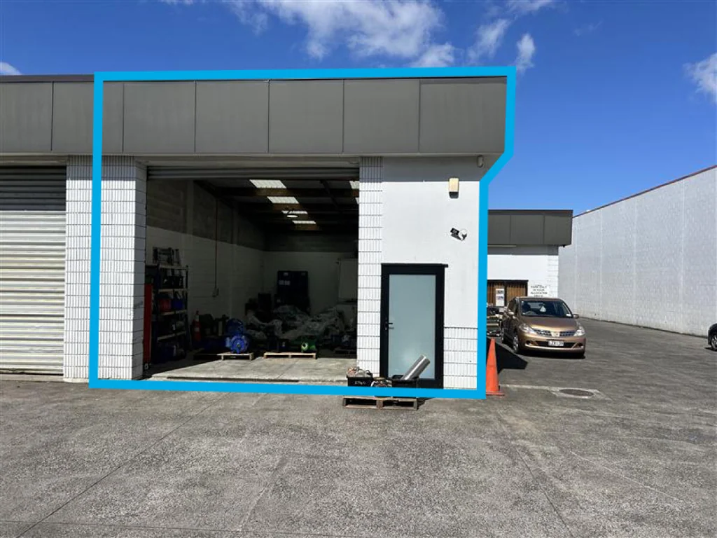Wiri Smart Wiri Unit with Modern Upgrades!
