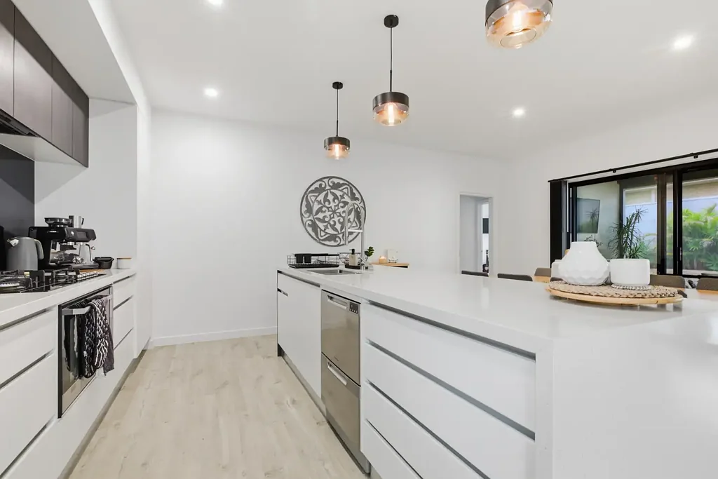 Port Lincoln 3બેડરૂમ OMG what a stunning home