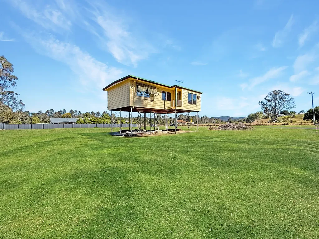 Grandchester 3침실 CHARMING OPPORTUNITY ON 2023m2 IN GRANDCHESTER
