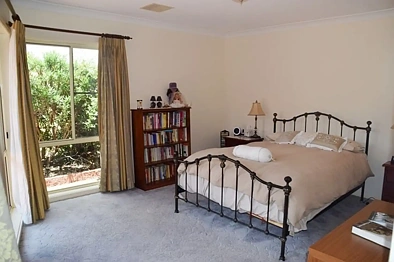 9R Debeaufort Drive, Dubbo, NSW 2830, 4房, 2浴, House