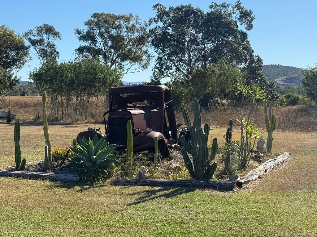 Marmor 6Kwarto 🌳🏡 TWO HOMES • POOL • SHED • SOLAR •  MARMOR 35mins from ROCKHAMPTON🌳🏡