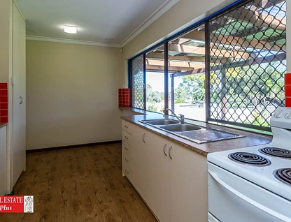 5 Abbott Way, Swan View, WA 6056, 3 ਕਮਰੇ, 1 ਬਾਥਰੂਮ, House