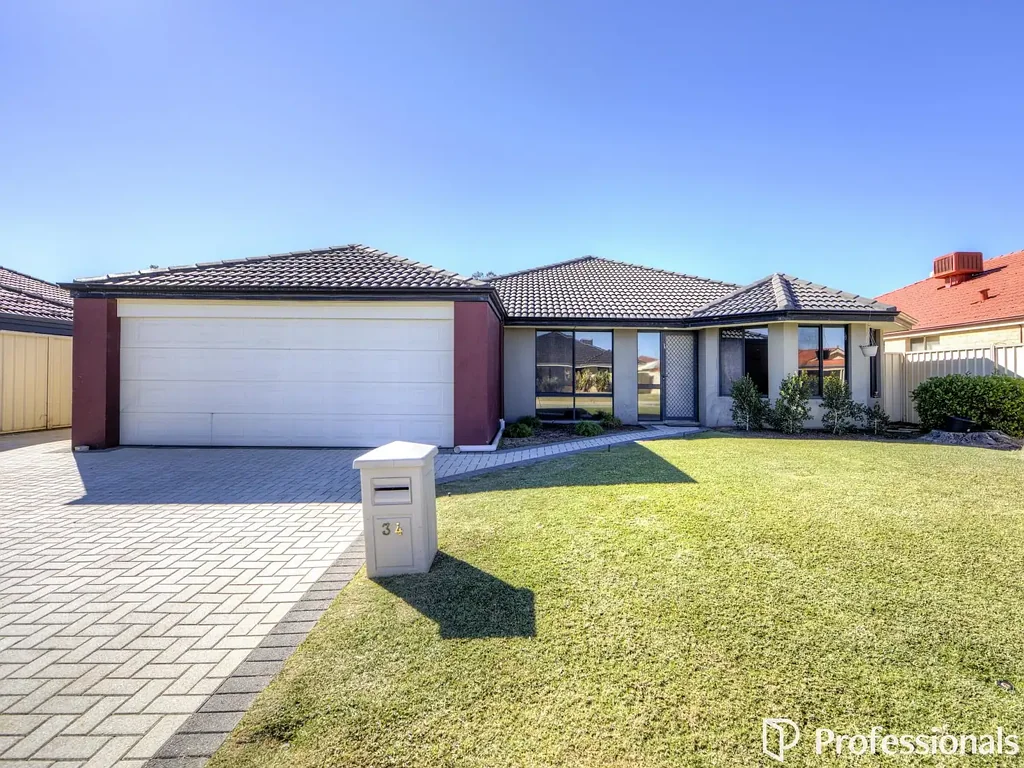 Wattle Grove 4房  Family Living with Space, Comfort & Potential