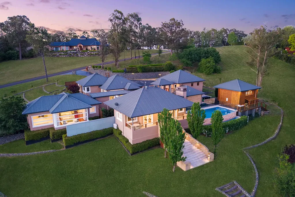 Picton 5ਬੈੱਡਰੂਮ The epitome of pure luxury