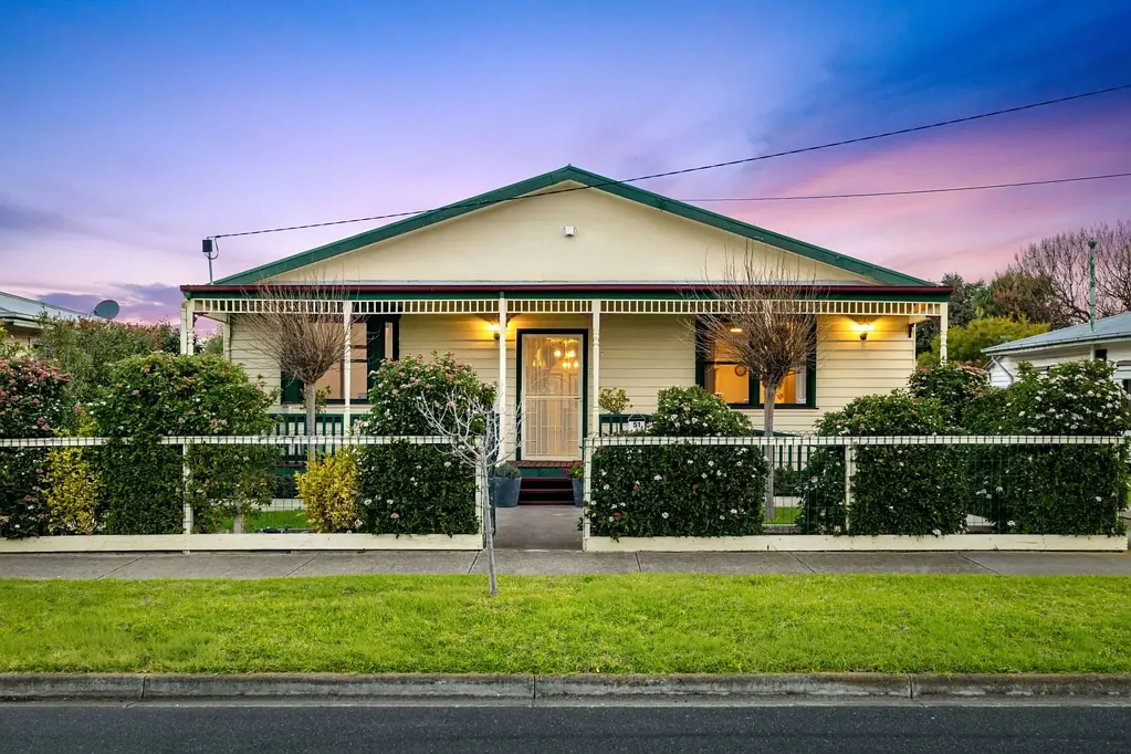 Norlane 6房  A Rare 6-Bedroom Opportunity in a Convenient Location