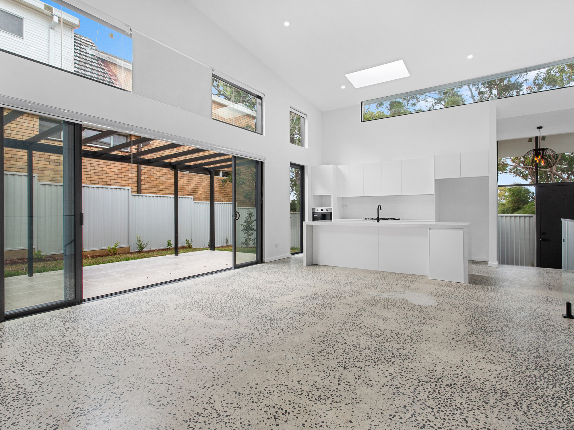 11 DUDLEY AV, CARINGBAH SOUTH NSW 2229, 0 chambres, 0 salles de bain, Unspecified