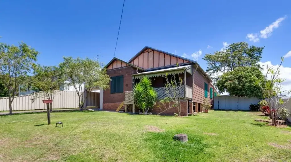 19 Sixth Street, Cardiff South, NSW 2285