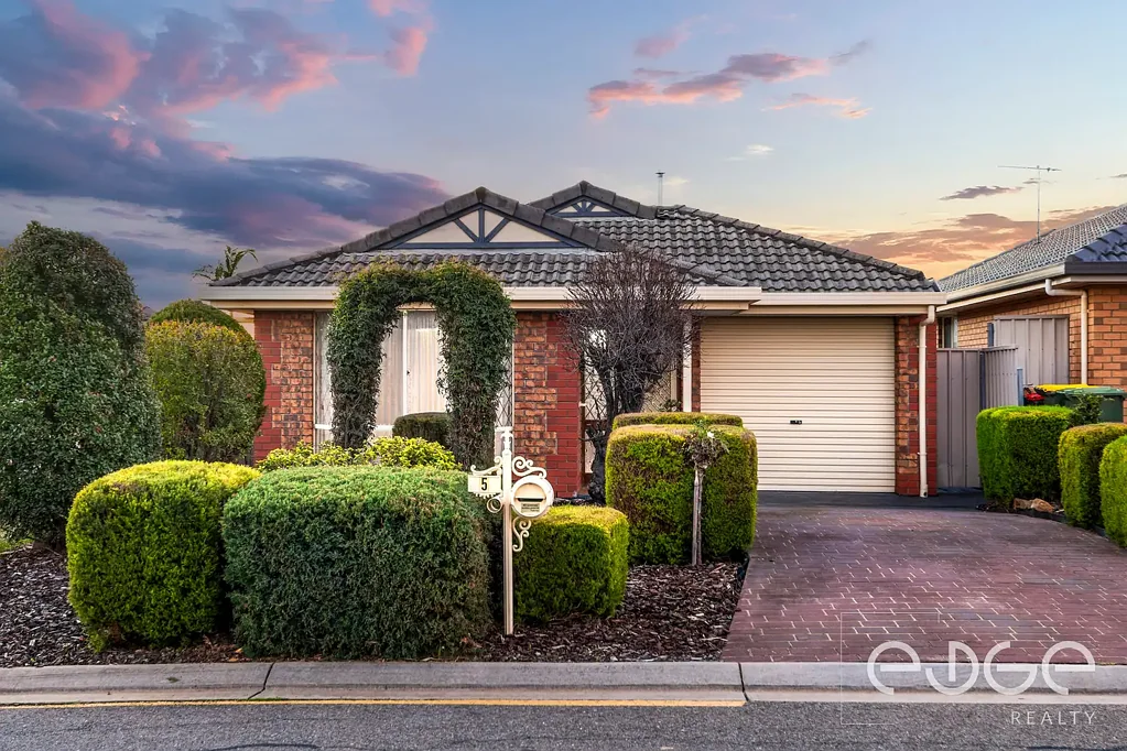 5 Whatley Way, Craigmore, SA 5114
