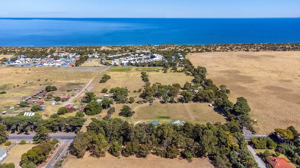 Normanville 7 Bedroom Once-in-a-Lifetime Coastal Acreage with Extraordinary Development Potential & Beach Access!