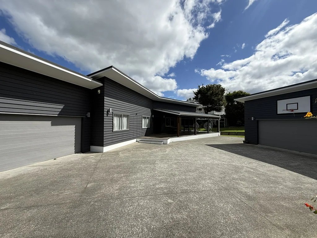 Onerahi 4 Bedroom MOTIVATED VENDORS! MUST BE SOLD!