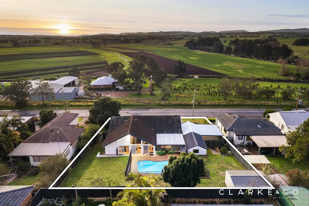 East Maitland 4房  STUNNING RURAL OUTLOOK & GENEROUS FAMILY LIVING!