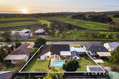 East Maitland 4Habitaciones STUNNING RURAL OUTLOOK & GENEROUS FAMILY LIVING!