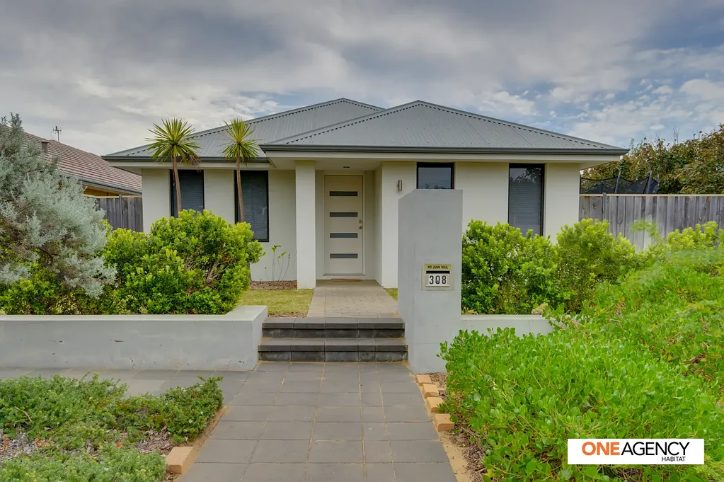 308 Peelwood Parade, Halls Head, WA 6210