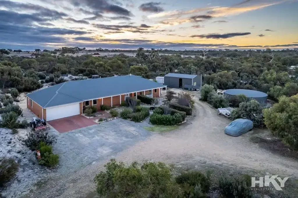 Chittering 4Habitaciones Horizon Views, Native Beauty & The Lifestyle You've Been Dreaming Of