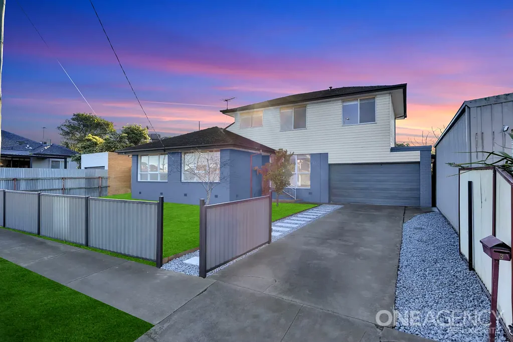 Hamlyn Heights 4 Bedroom Stunningly Renovated Family Home in Hamlyn Heights