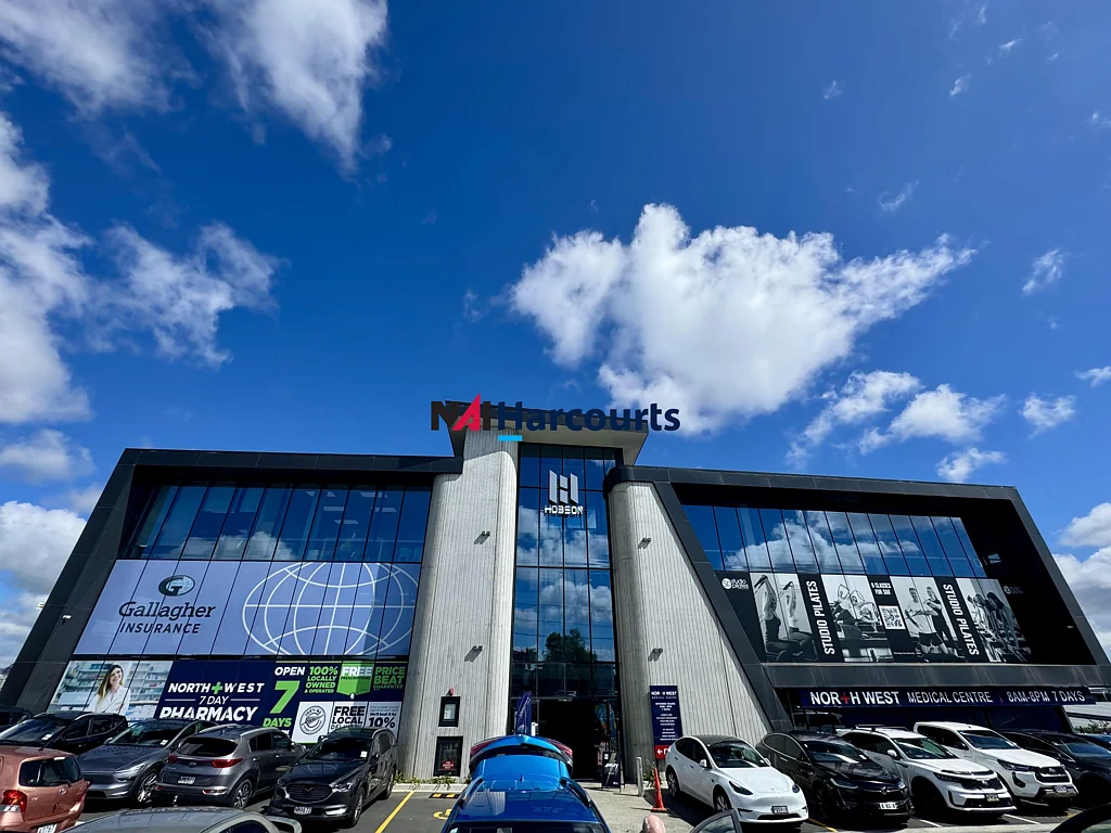 Hobsonville Premium Office with Sea & Sky Tower Views