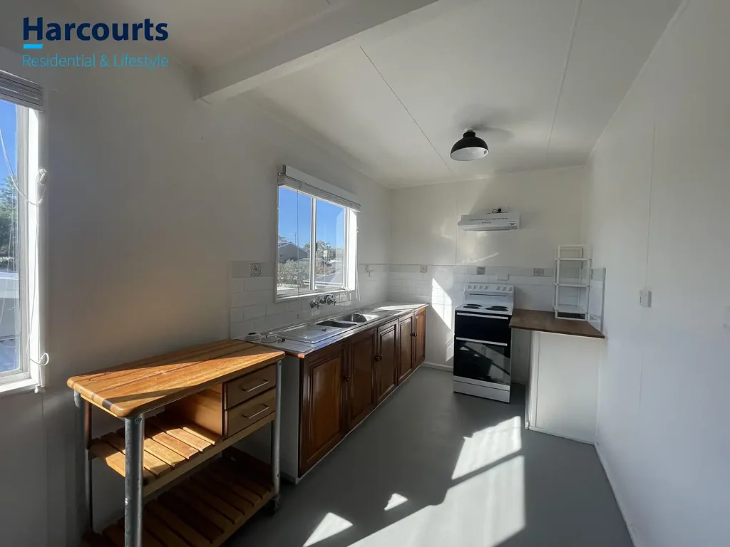 Coastal Living in a Prime Noraville Location