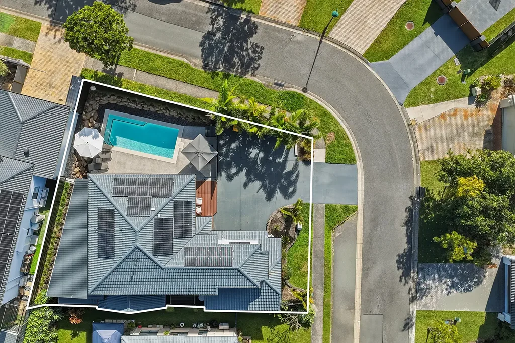 Ashmore 4房  Fully Renovated Family Haven with Pool, Privacy & Premium Upgrades