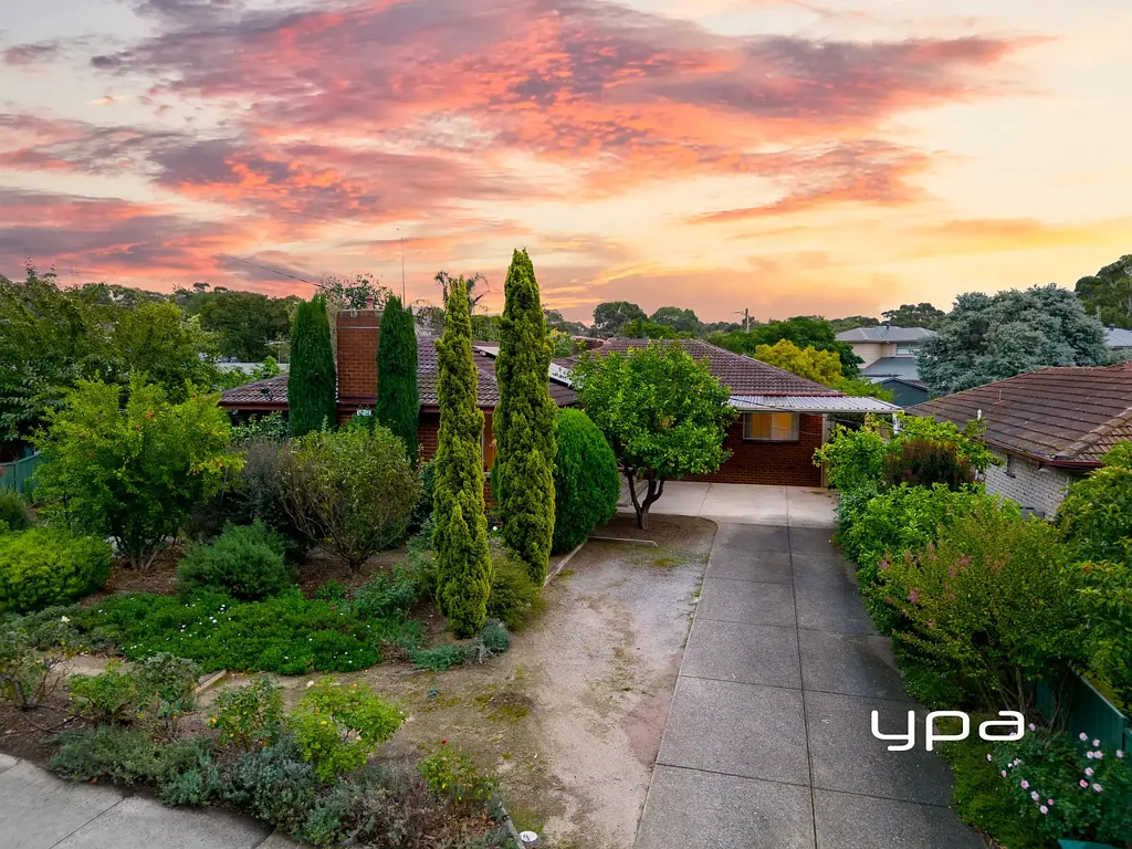 Prime Sunbury Family Home with 5 Bedrooms, Double Living Areas & Expansive Backyard