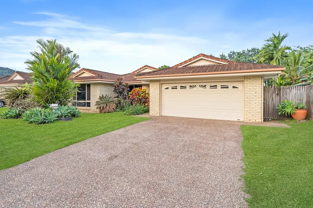 Brinsmead 4ห้องนอน Peaceful Family Living with No Rear Neighbours
