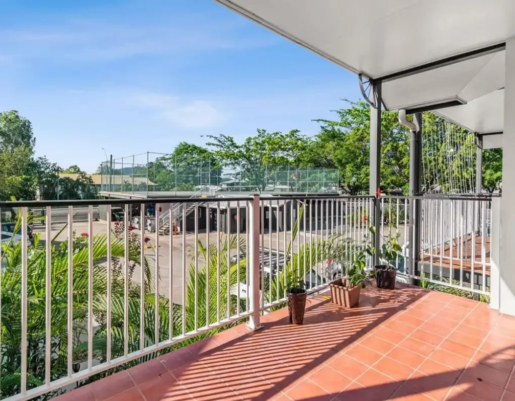 15/87-91 Earl Street, Westcourt, QLD 4870