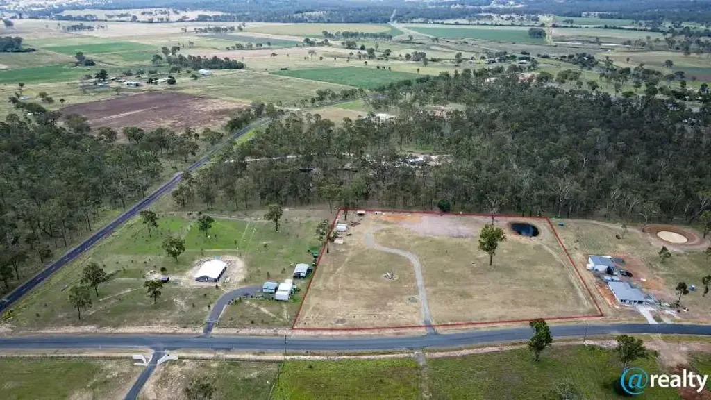 Nanango 5英亩地块宁静  新围栏地基实用  乡村生活空间  隐私开放自由  易达城镇设施 5 Acres Ready to Build – Fenced, Powered & Improved at Luna Rise