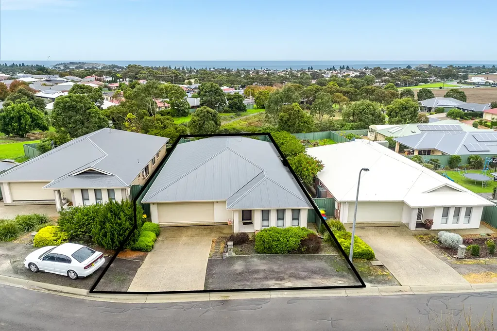 Encounter Bay 5房  SO MANY BOXES TICKED WITH THIS GEM OF A PROPERTY!