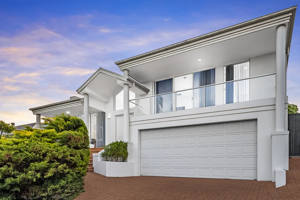 Berwick 5Habitaciones Golden opportunity to live in Northside within a short stroll to Berwick Village